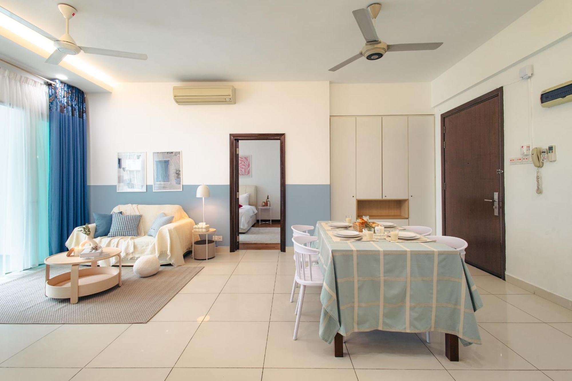Suites & Residences @ Regalia By Plc Куала Лумпур Екстериор снимка