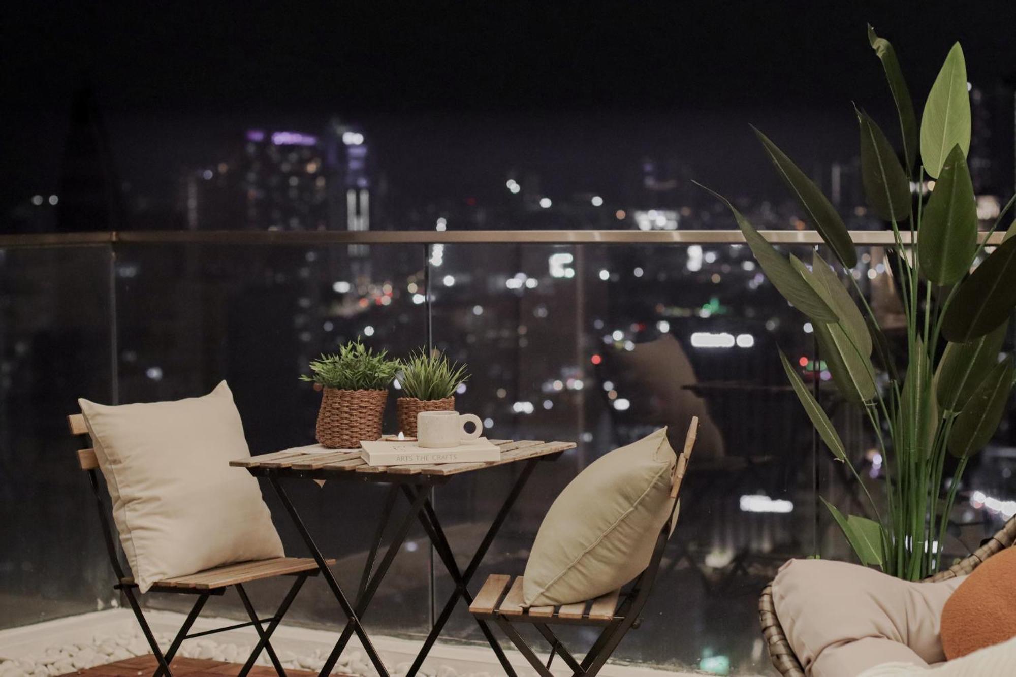 Suites & Residences @ Regalia By Plc Куала Лумпур Екстериор снимка