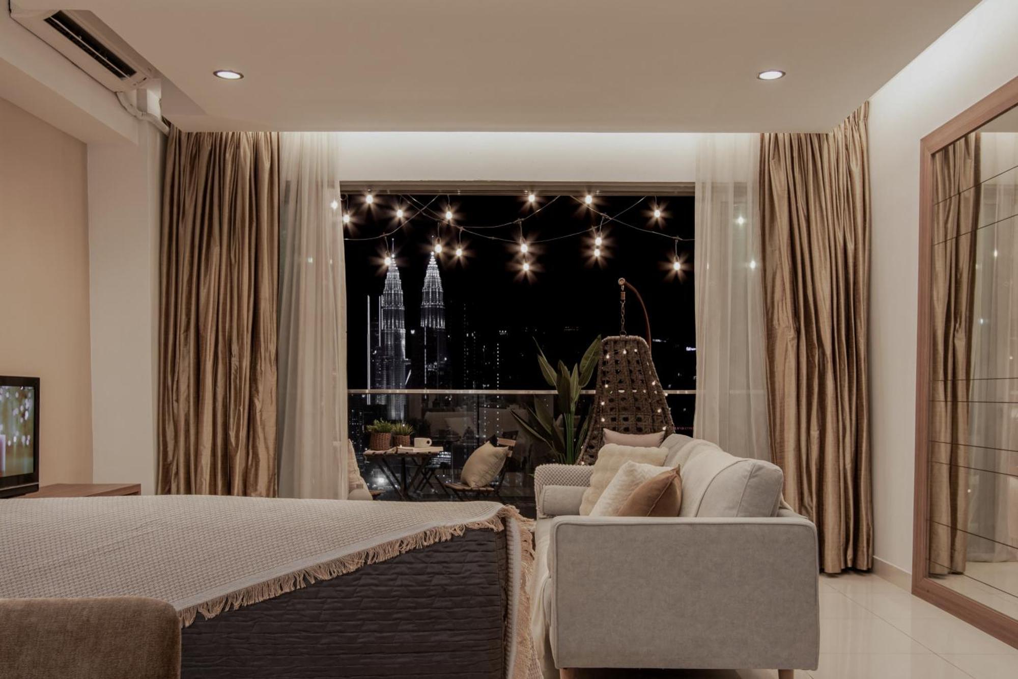 Suites & Residences @ Regalia By Plc Куала Лумпур Екстериор снимка